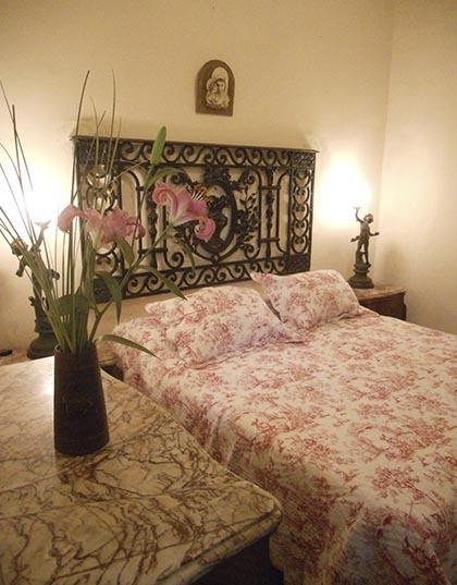 Hotel Santa Maria De La Salud Буенос Айрес Стая снимка