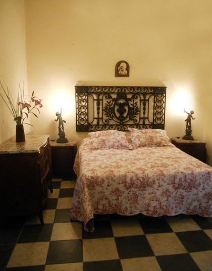 Hotel Santa Maria De La Salud Буенос Айрес Стая снимка